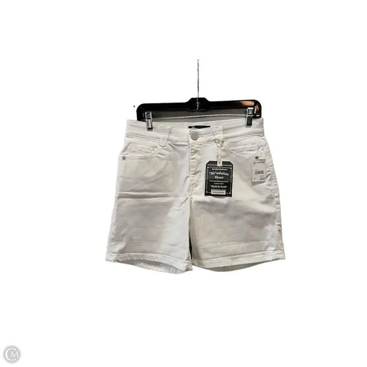 Shorts By Democracy In White, Size: 8