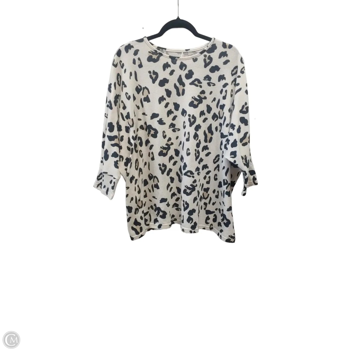 Top Long Sleeve By Tickled Teal In Animal Print, Size: M