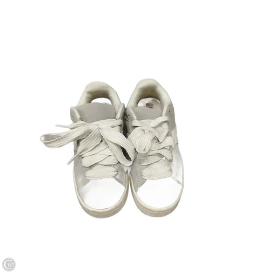 Shoes Sneakers By No Boundaries In Grey & White, Size: 6.5