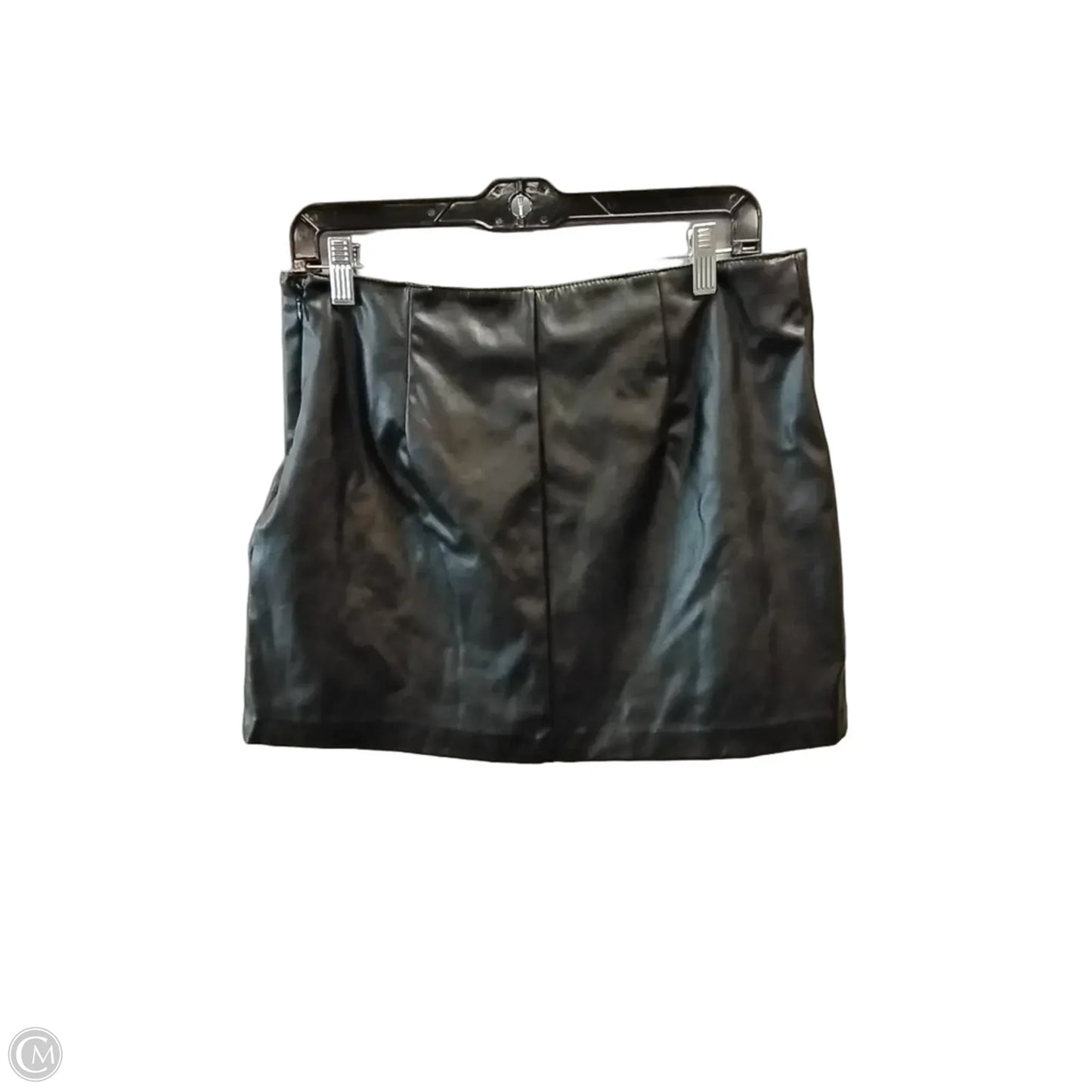 Skirt Mini & Short By Divided In Black, Size: 8