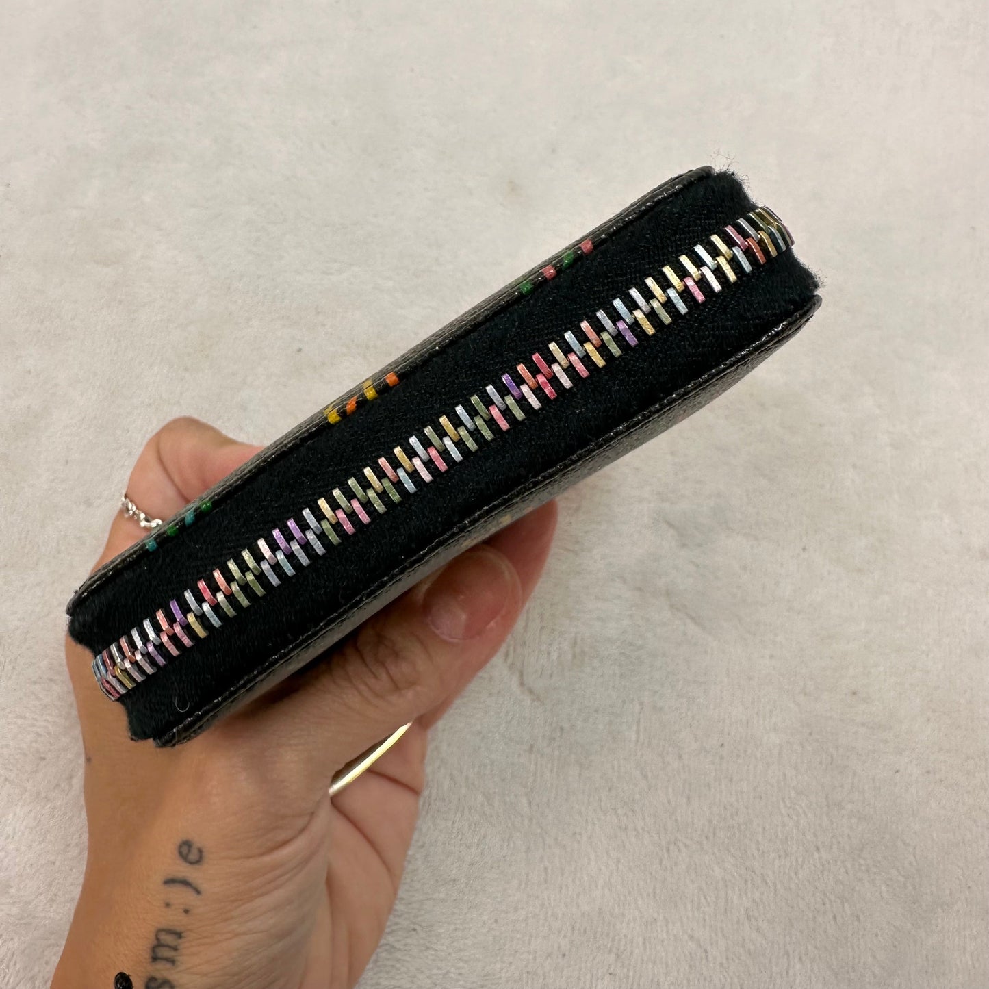 Id/card Holder Designer By Dooney And Bourke, Size: