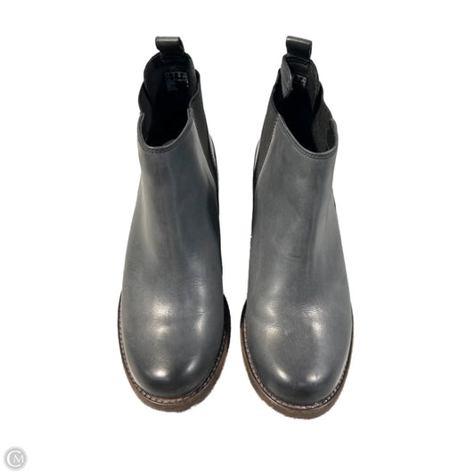 Boots Ankle Flats By Clarks In Grey, Size: 9