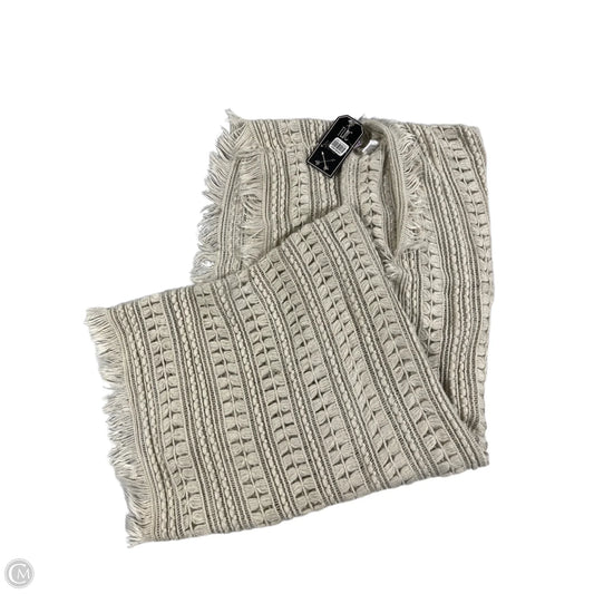 Scarf Winter By Cme In Cream