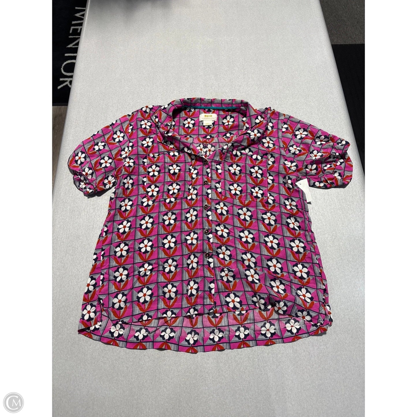 Top Short Sleeve By Maeve In Geometric Pattern, Size: Xs