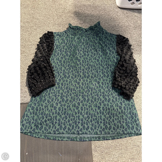 Top Short Sleeve By Voy In Green, Size: L