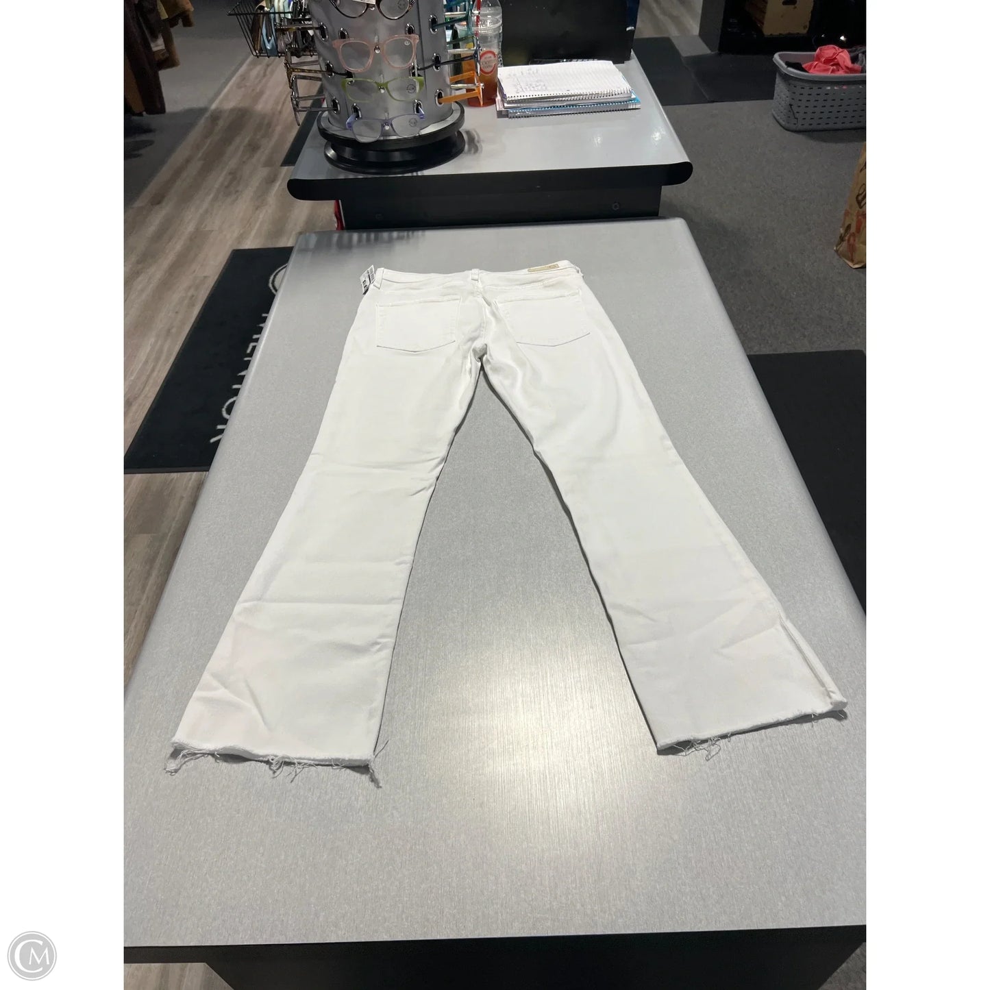 Jeans Cropped By Ag Jeans In White Denim, Size: 2