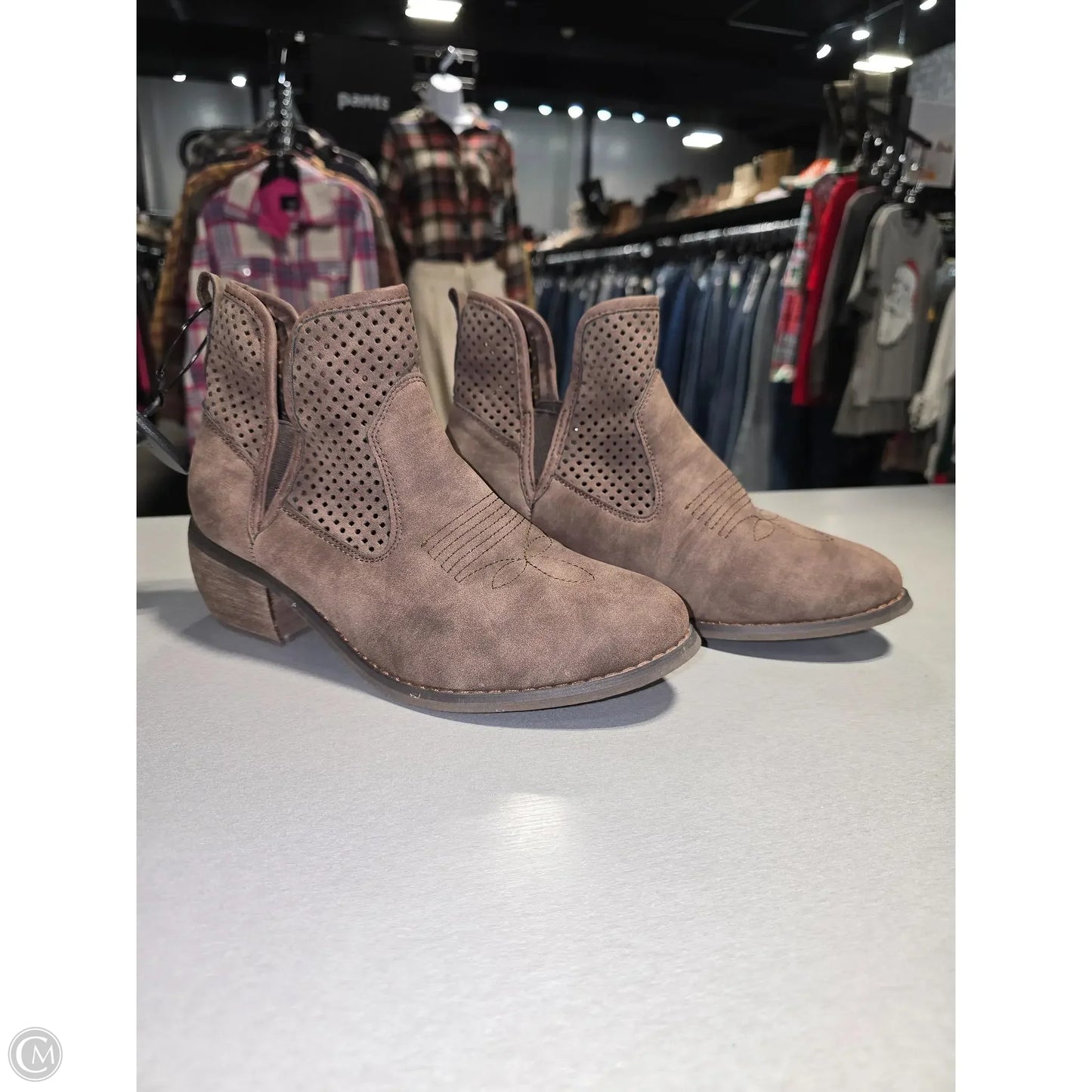 Shoes Heels Block By Natural Reflections In Brown, Size: 6.5