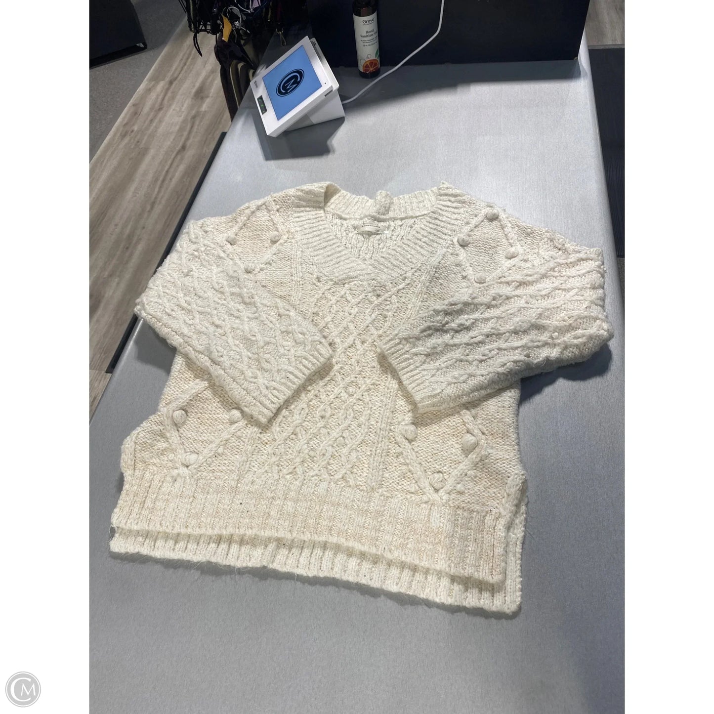 Sweater By Anthropologie In Cream, Size: Xs