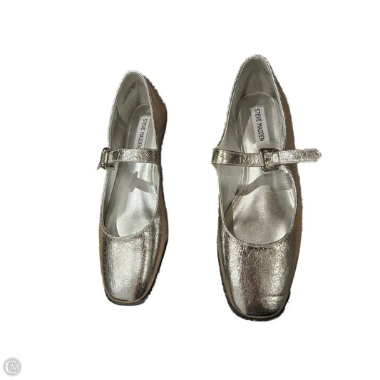 Shoes Flats By Steve Madden In Silver, Size: 9.5