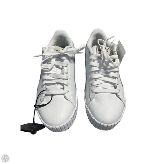 Shoes Sneakers By Puma In White, Size: 5.5