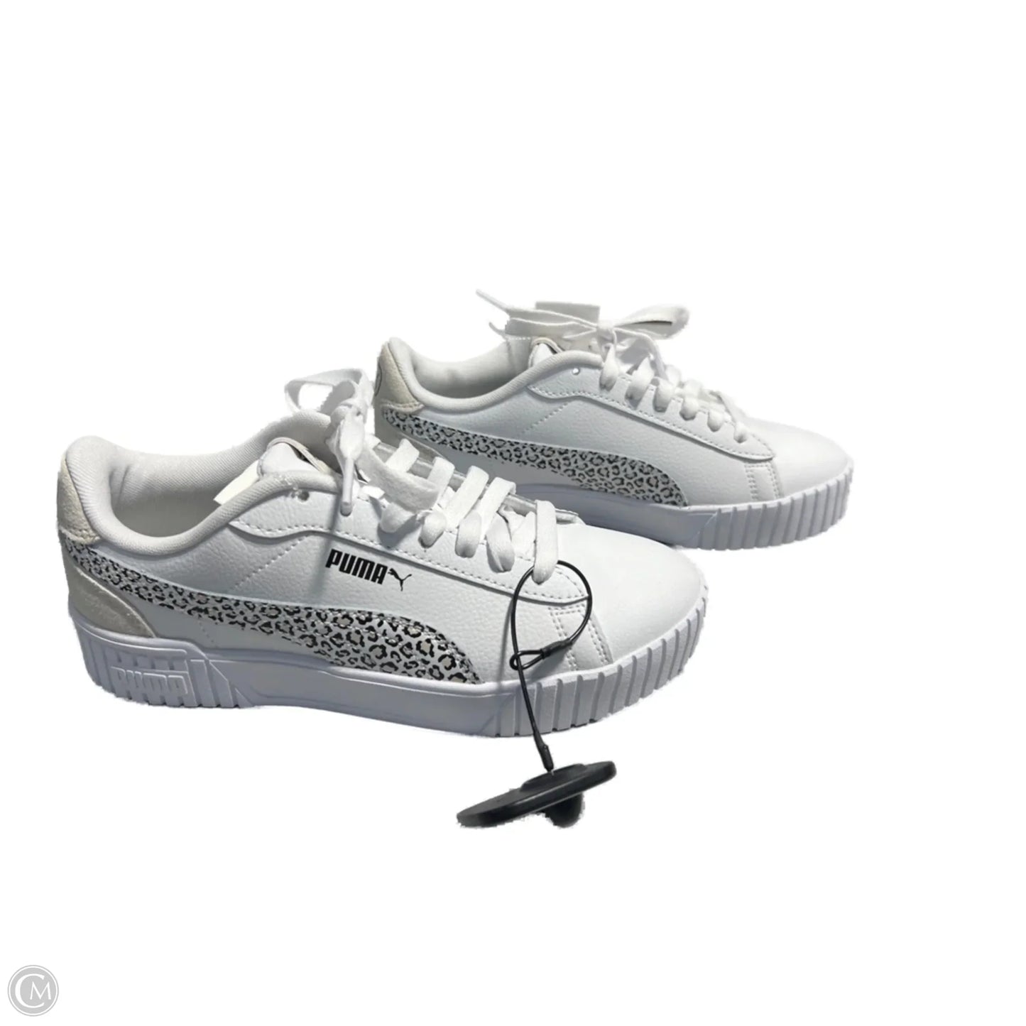 Shoes Sneakers By Puma In White, Size: 5.5