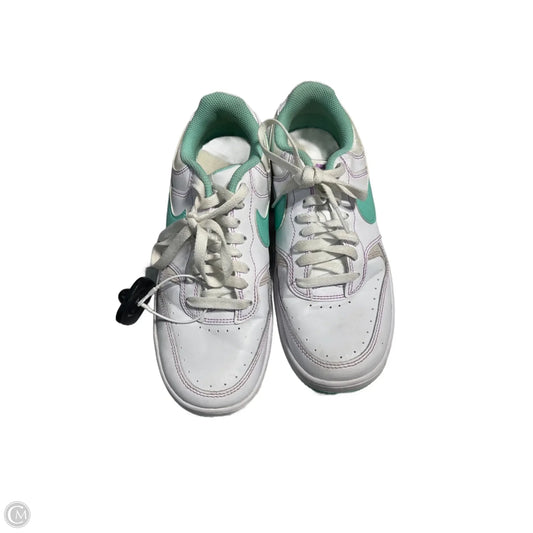 Shoes Sneakers By Nike In White, Size: 8