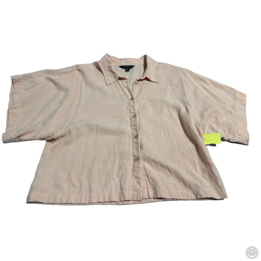 Top Short Sleeve By Banana Republic In Coral, Size: L