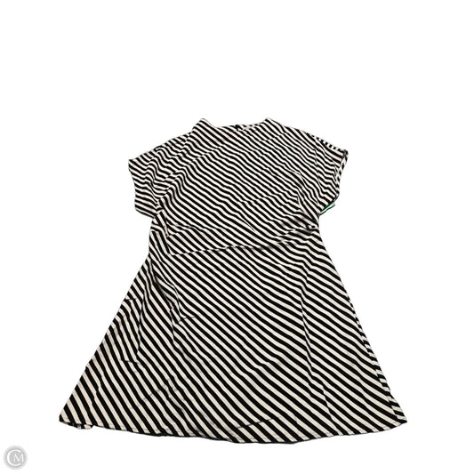 Dress Casual Short By H&m In Striped Pattern, Size: L