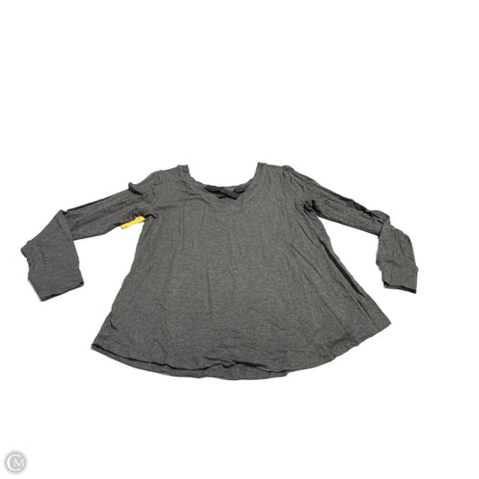 Top Long Sleeve Basic By Cabi In Grey, Size: M