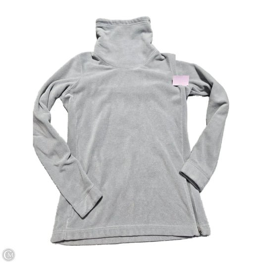 Top Long Sleeve By Nike In Grey, Size: S