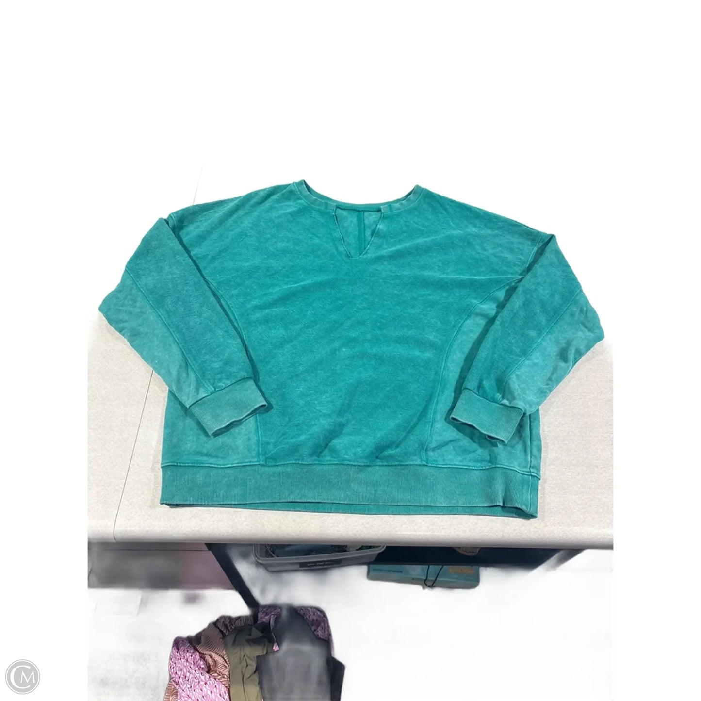Top Long Sleeve By Cme In Teal, Size: M