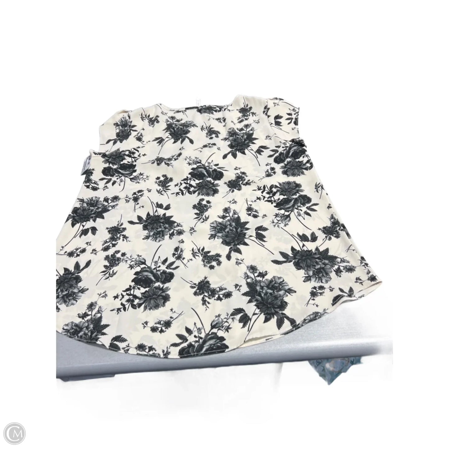 Top Short Sleeve By Cme In Floral Print, Size: Xl