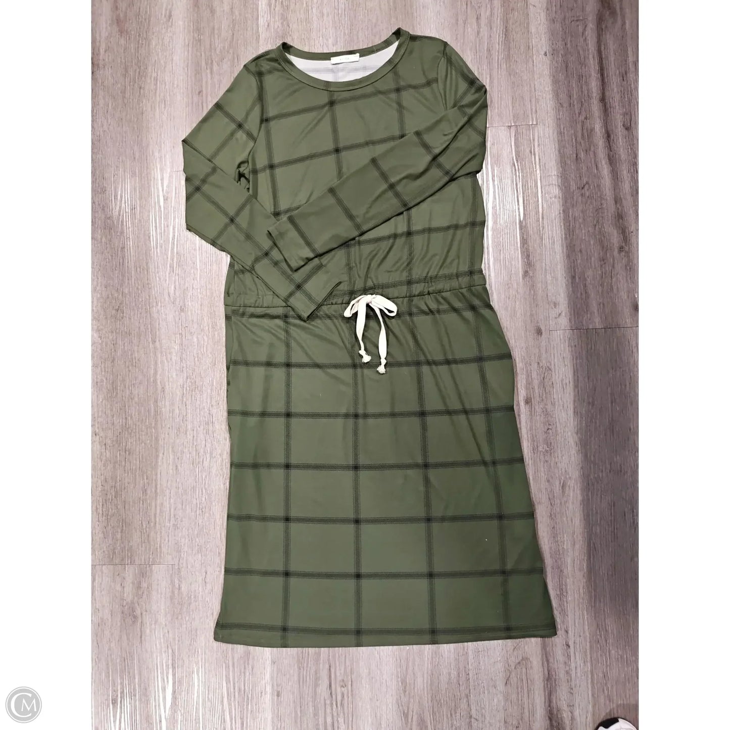 Dress Casual Short By Cmc In Green, Size: L