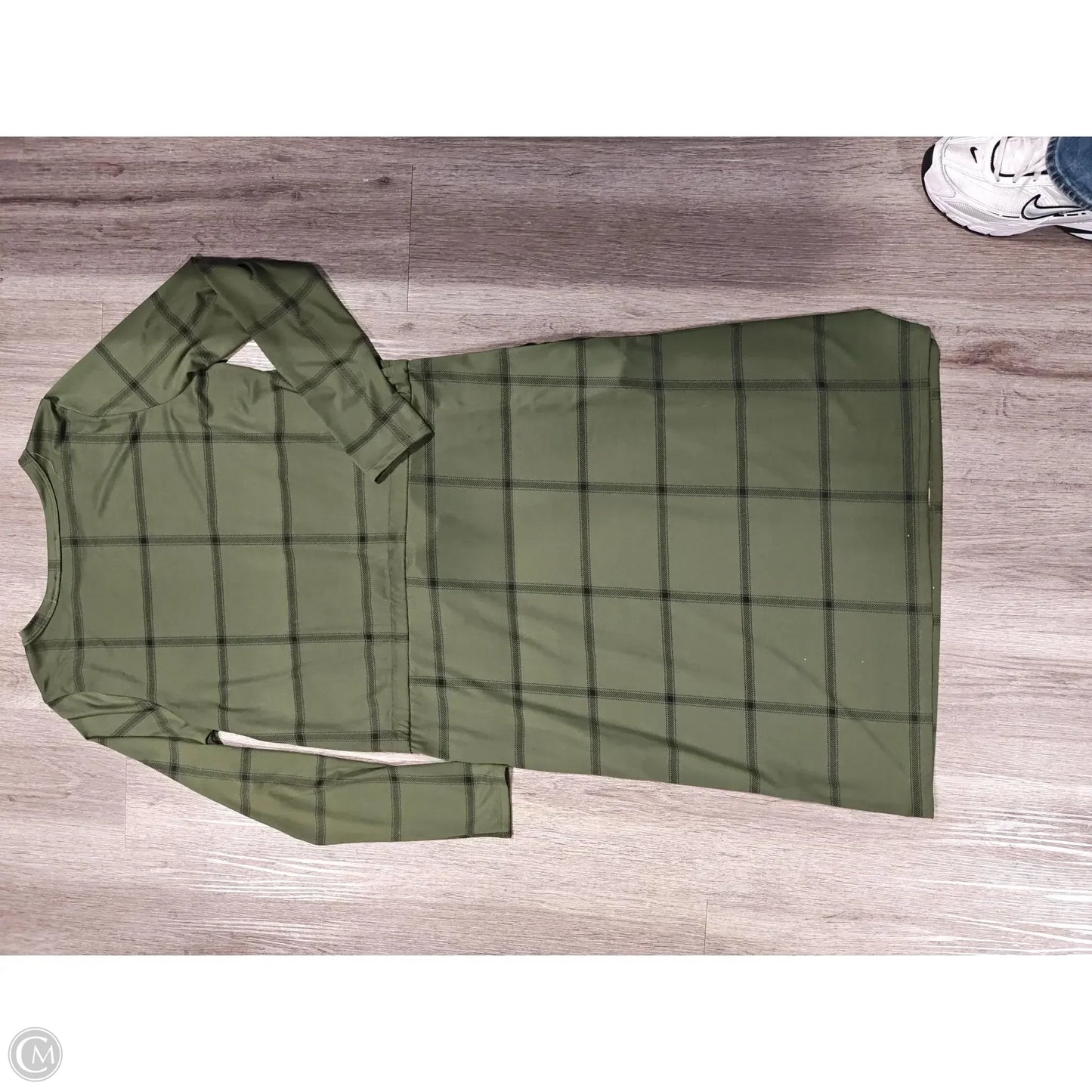 Dress Casual Short By Cmc In Green, Size: L