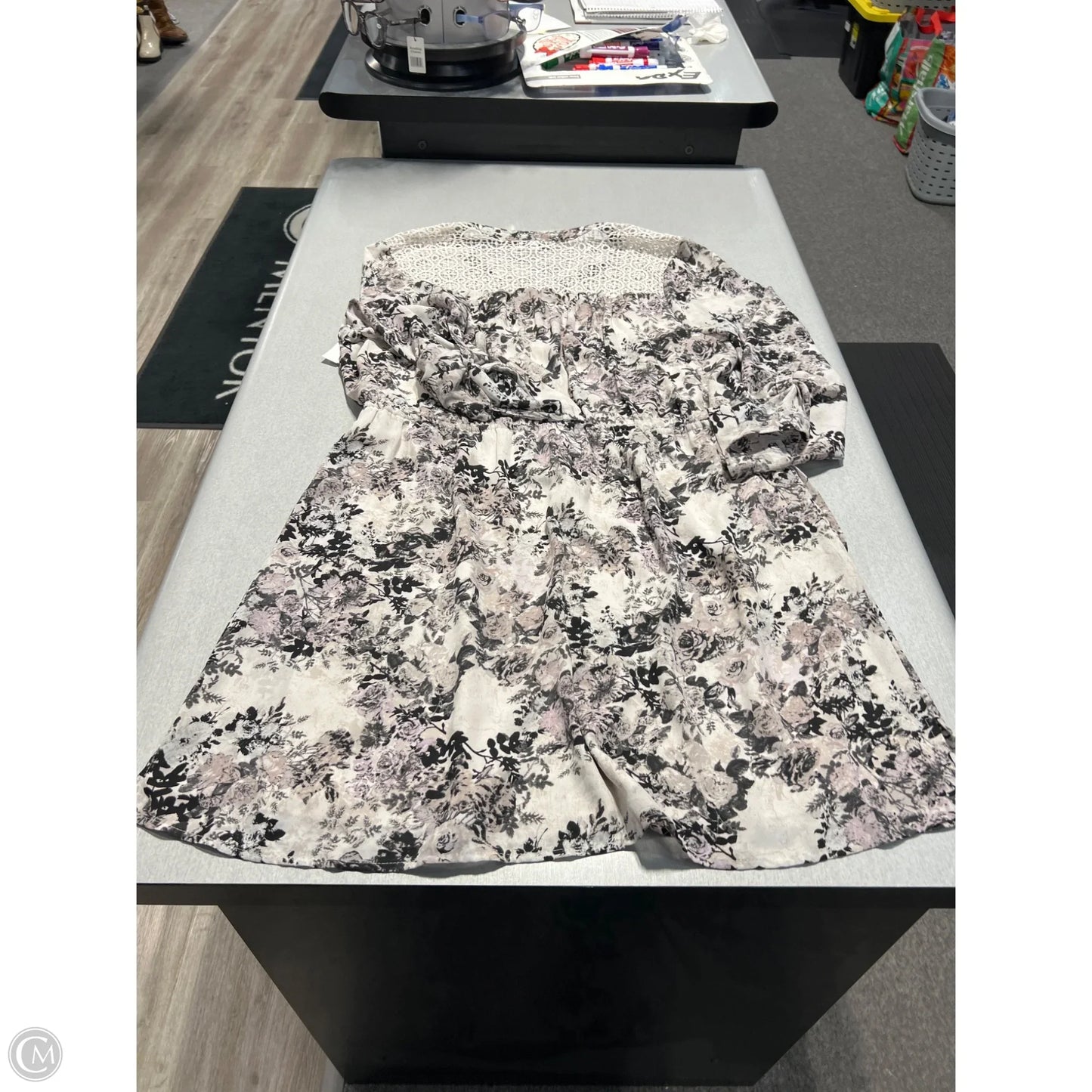 Dress Casual Short By Dr2 In Floral Print, Size: 2x