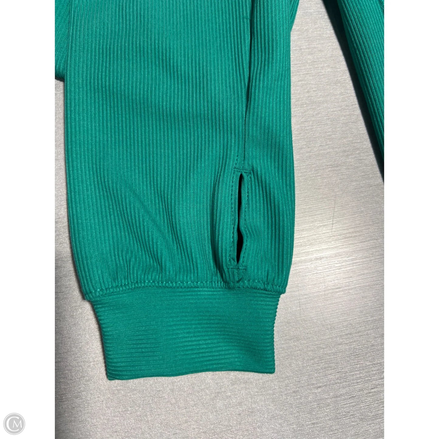Athletic Top Long Sleeve Collar By Nike In Green, Size: Xs