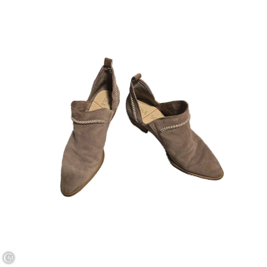 Boots Ankle Heels By Sole Society In Tan, Size: 9