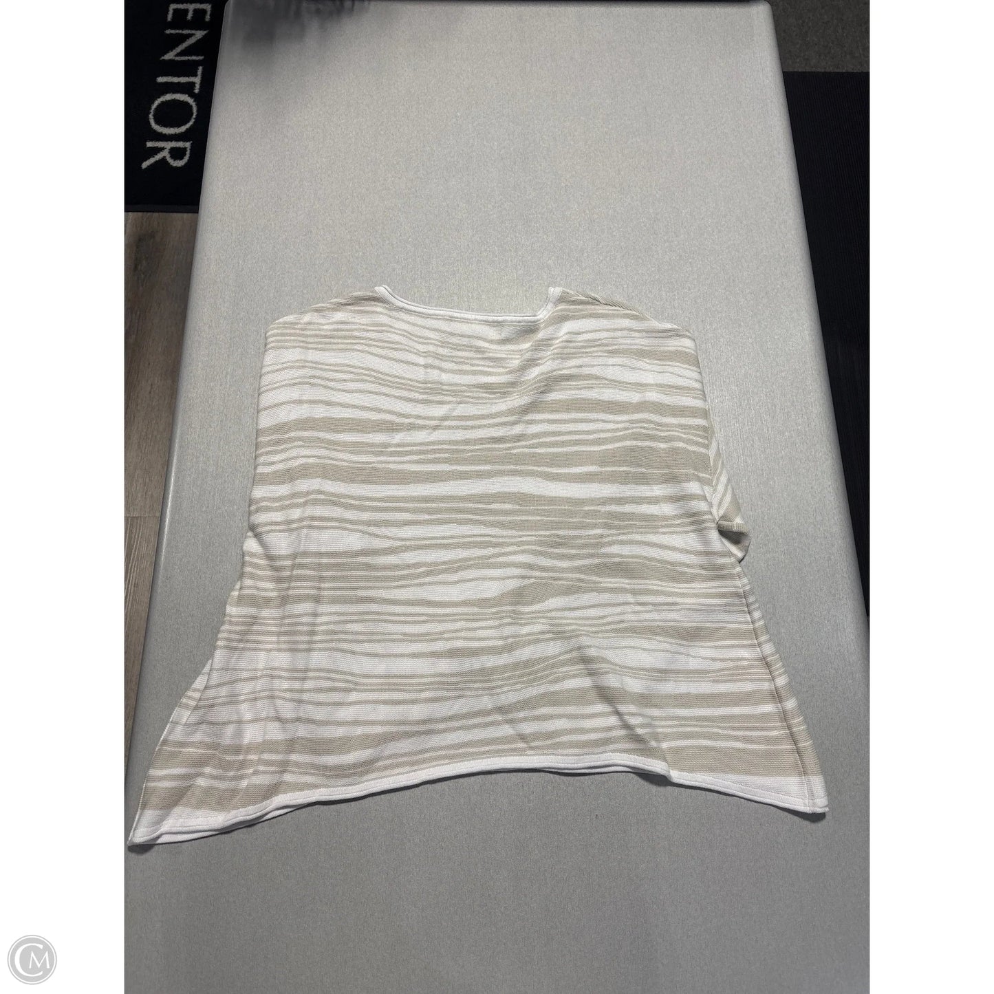 Sweatshirt Crewneck By Cme In Tan & White, Size: L