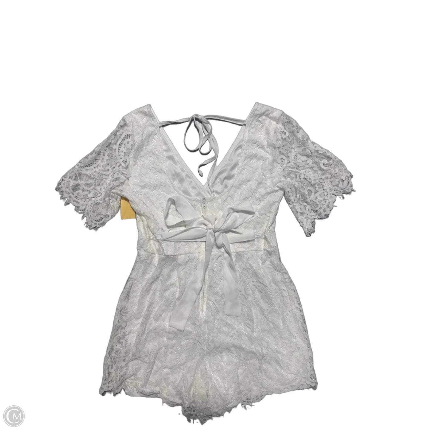 Dress Casual Short By Trixxi In White, Size: M