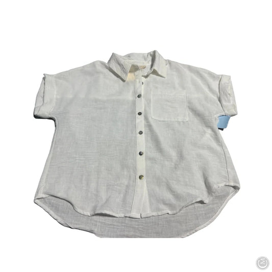Top Short Sleeve By Monteau In White, Size: M