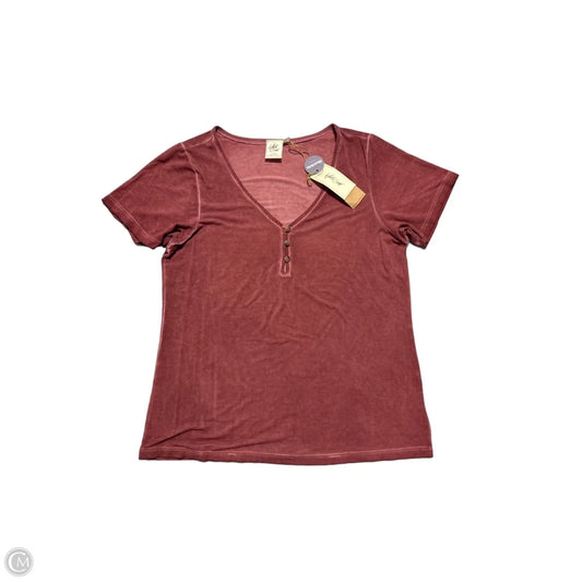 Top Short Sleeve By White Crow In Red, Size: M