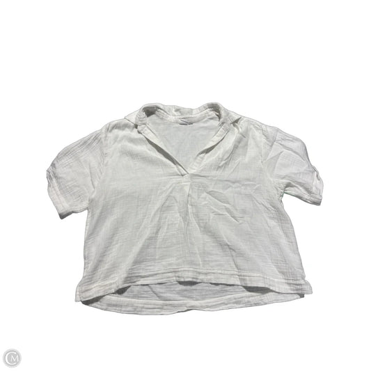 Top Short Sleeve By Gap In White, Size: M