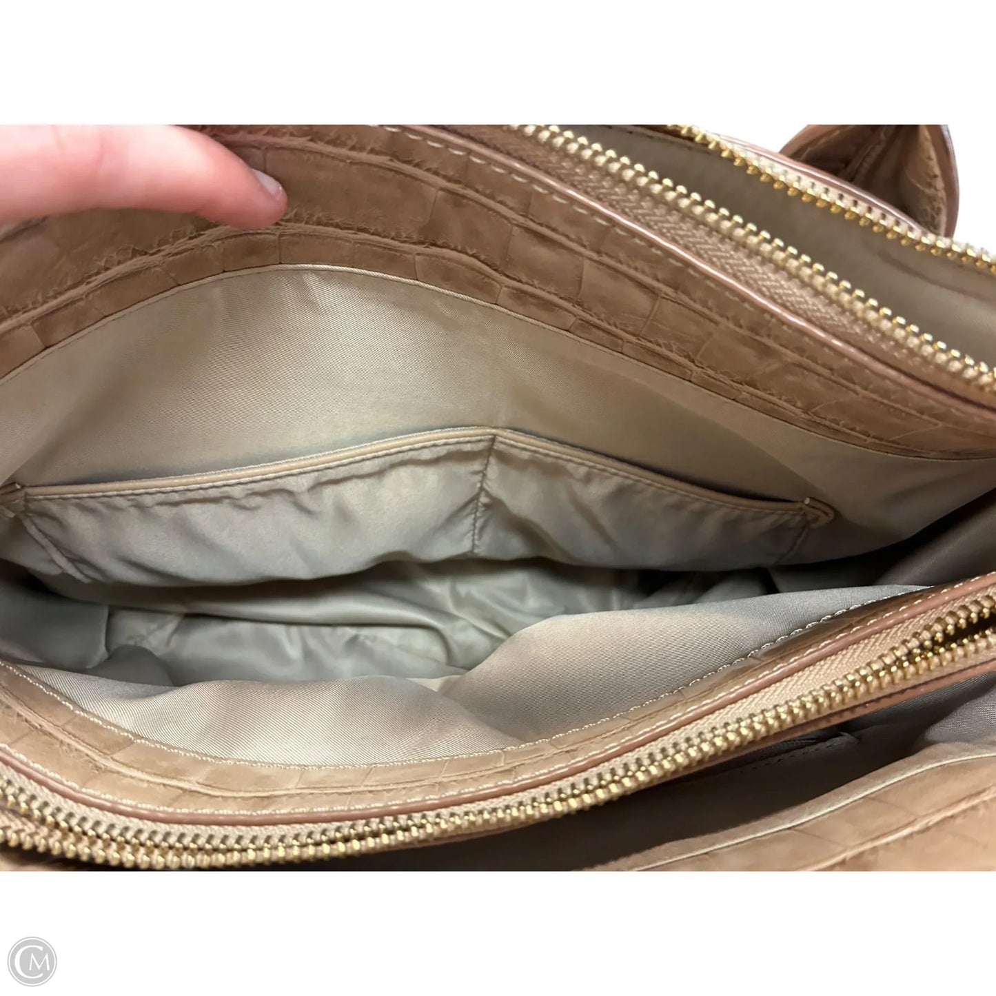 Tote By Clothes Mentor, Size: Medium