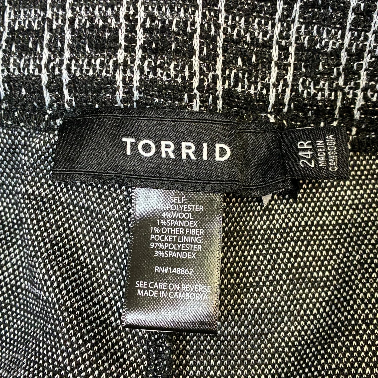 Pants Dress By Torrid In Black & Silver, Size: 24