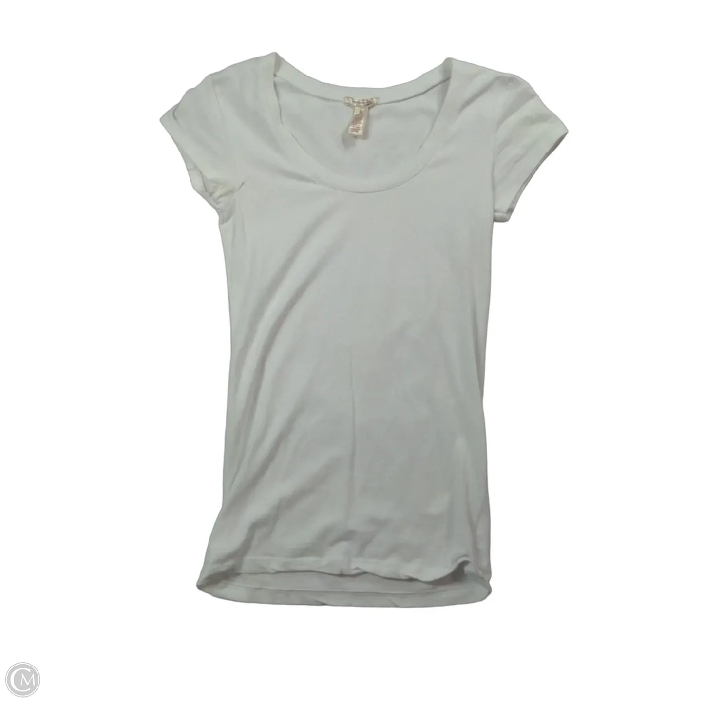 Top Short Sleeve Basic By Ambiance Apparel In White, Size: M