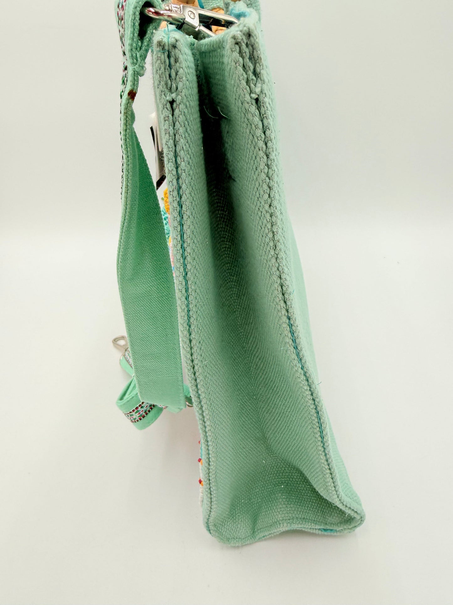 Handbag By America & Beyond, Size: Medium