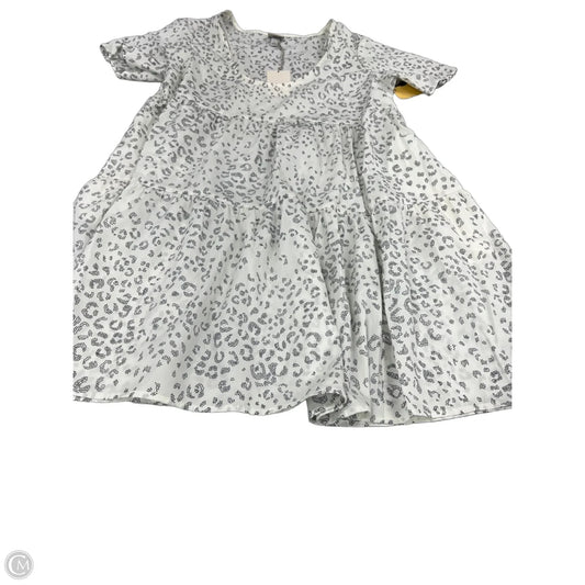 Dress Casual Short By A New Day In White, Size: S
