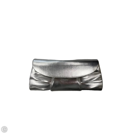 Clutch By Cmf, Size: Small