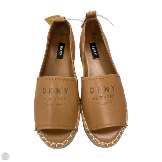 Sandals Flats By Dkny In Tan, Size: 6