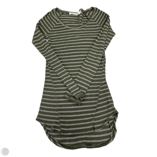 Dress Casual Short By Michael Stars In Green, Size: M