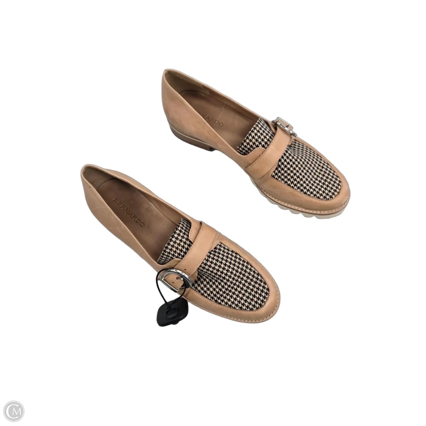 Shoes Flats By Bernardo In Tan, Size: 10