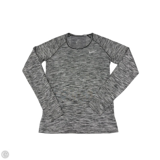 Athletic Top Long Sleeve Crewneck By Nike In Grey, Size: S