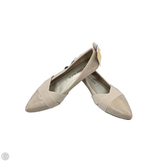 Shoes Flats By Anne Klein In Beige, Size: 8