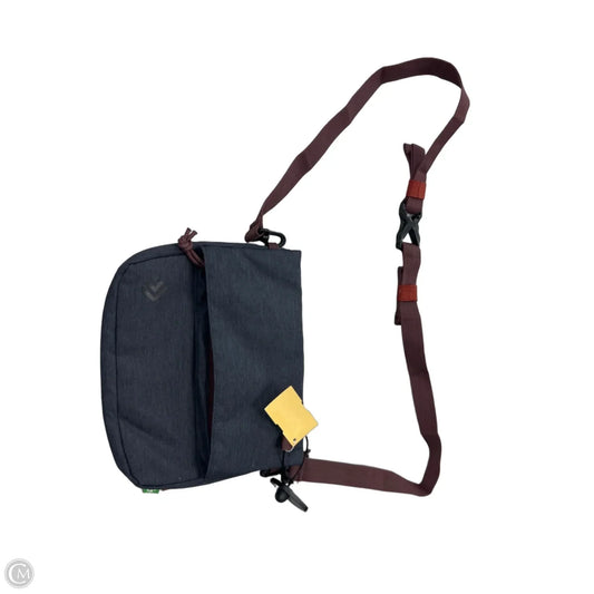 Crossbody By Cmc, Size: Medium