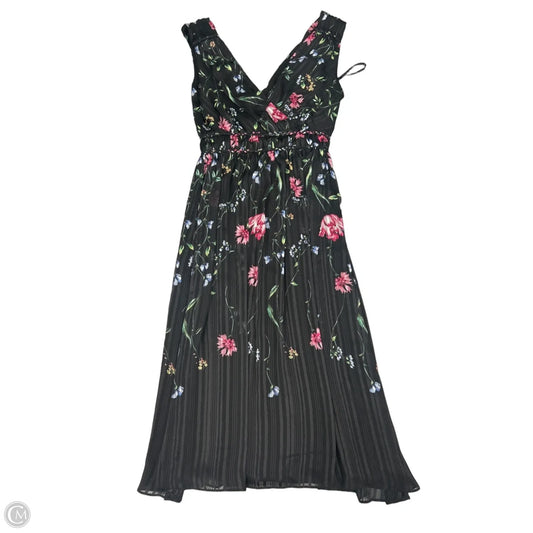 Dress Casual Short By White House Black Market In Floral Print, Size: 6