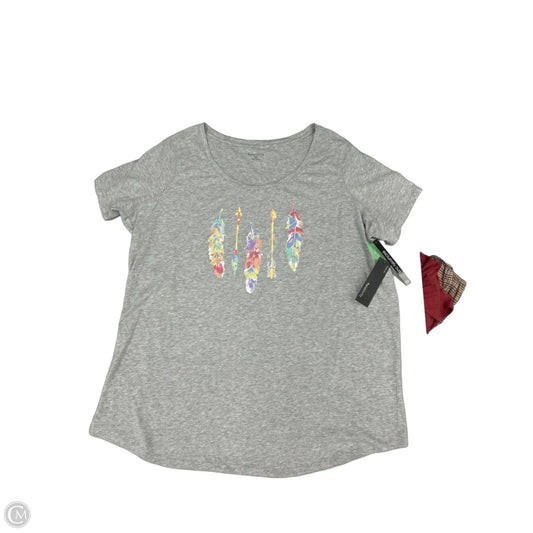 Top Short Sleeve By Relativity In Grey, Size: 2x