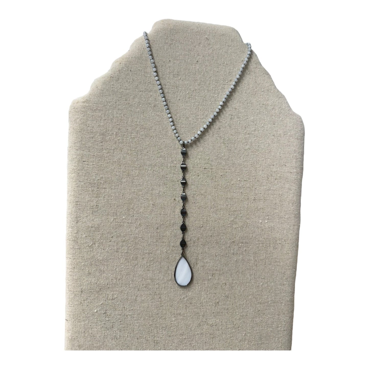 Necklace Lariat & Y-Drop  In White