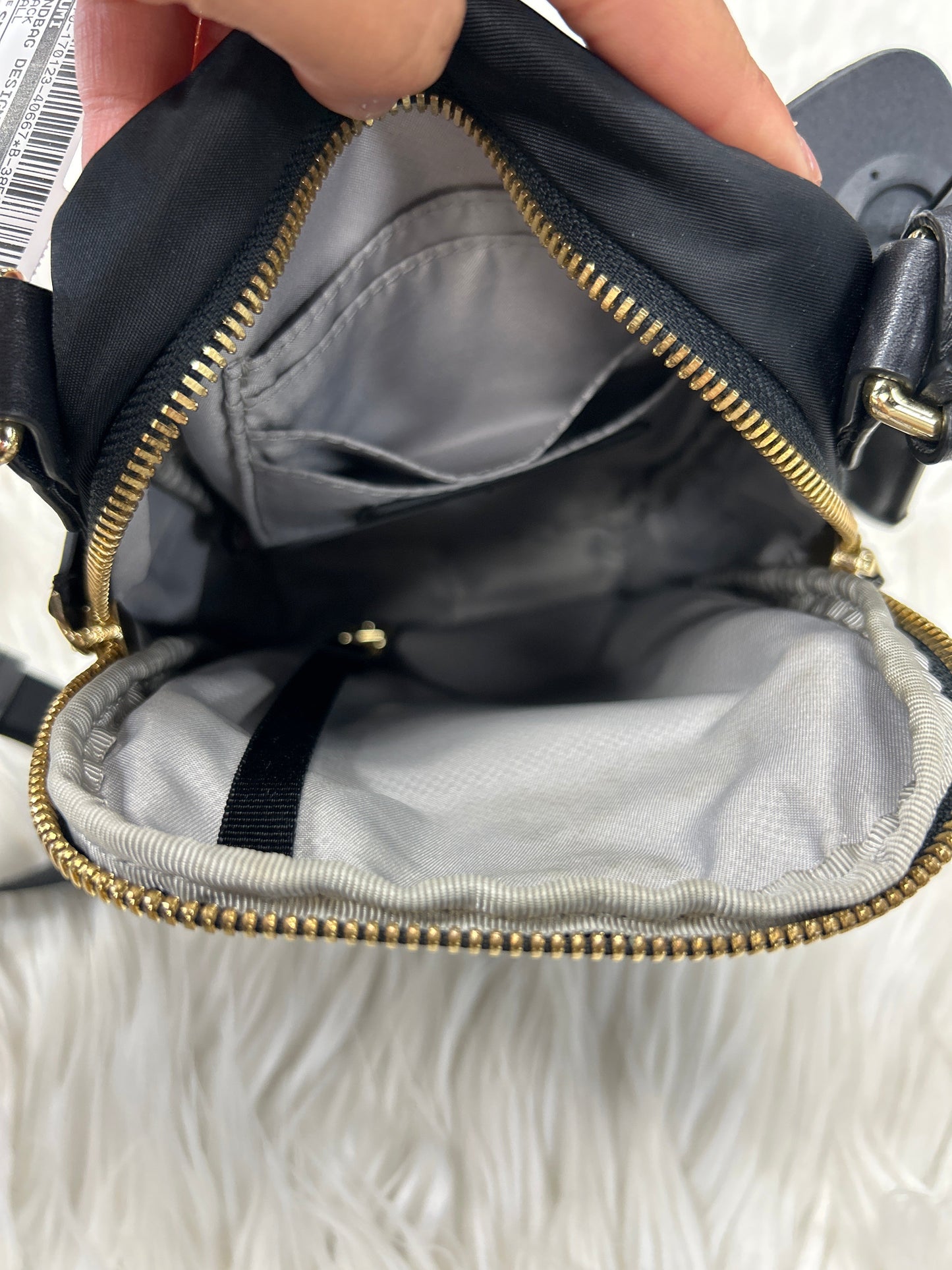 Handbag Designer By Tumi In Black, Size:Small