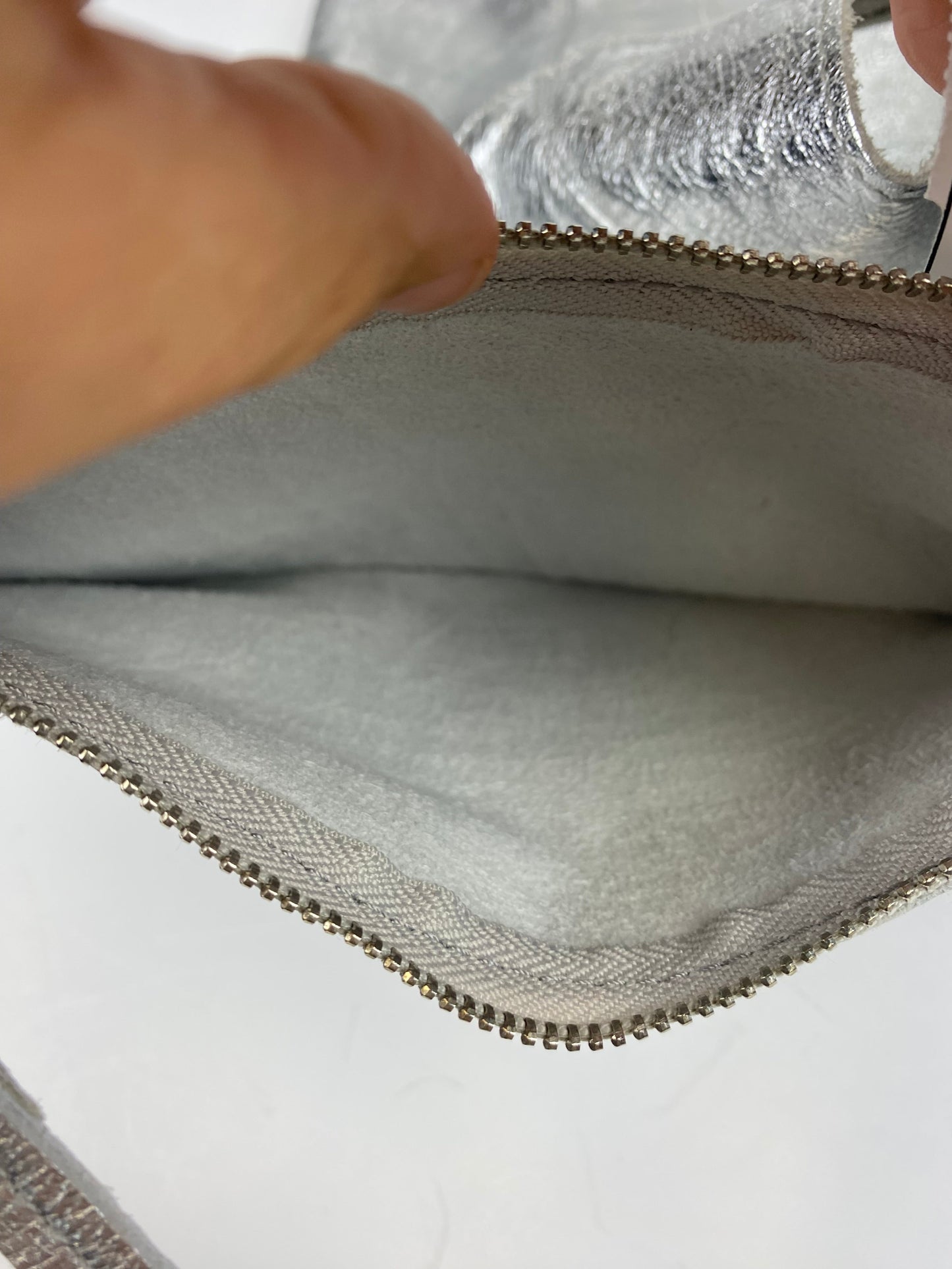 Handbag By Haute Hippie, Size: Large