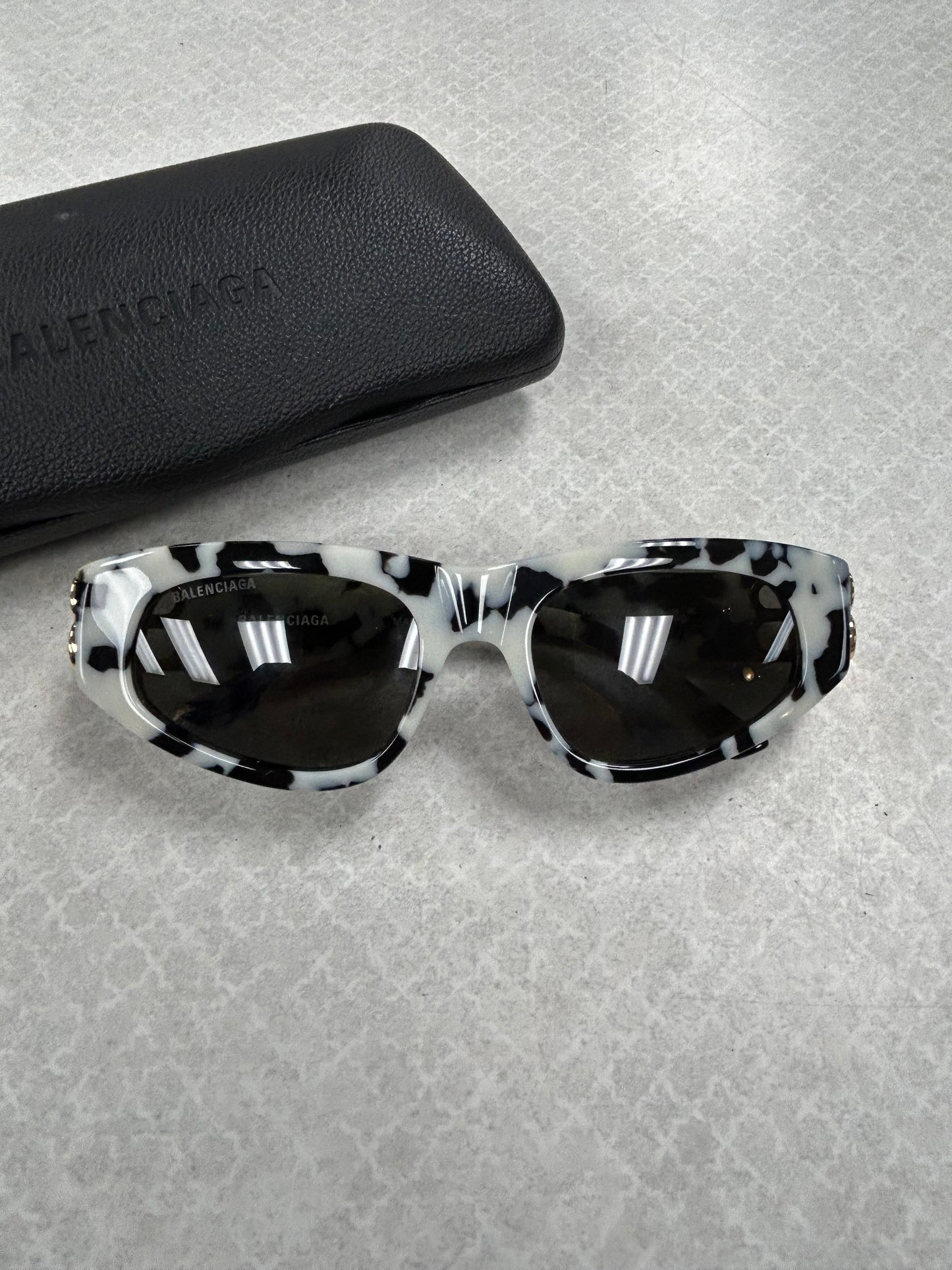Sunglasses Luxury Designer By Balenciaga In Black & White